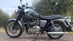 Triumph Bonneville T100 (2008 - 16)  (4)
