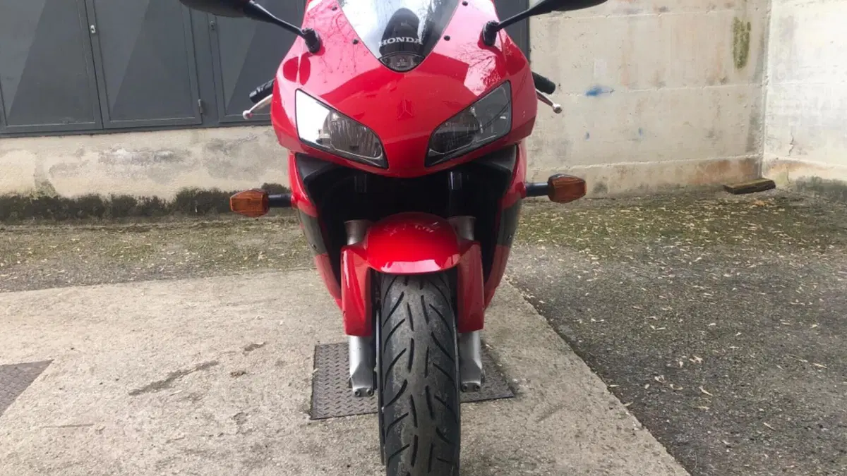 Honda CBR 600 RR (2003 - 04)  (2)
