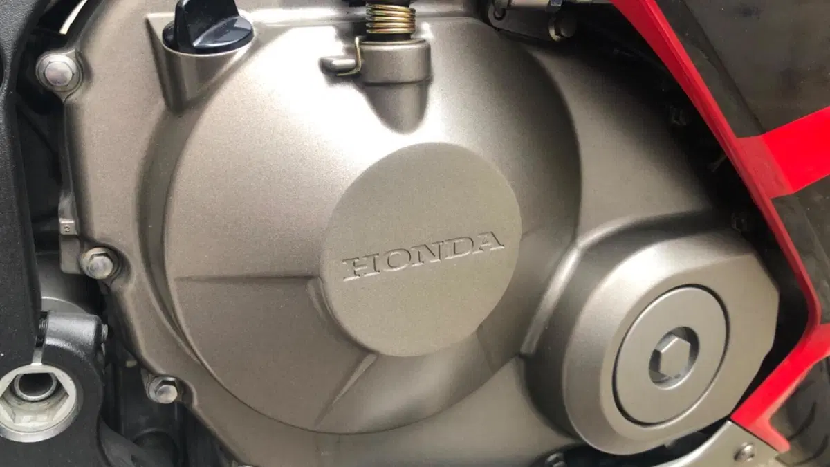 Honda CBR 600 RR (2003 - 04)  (9)