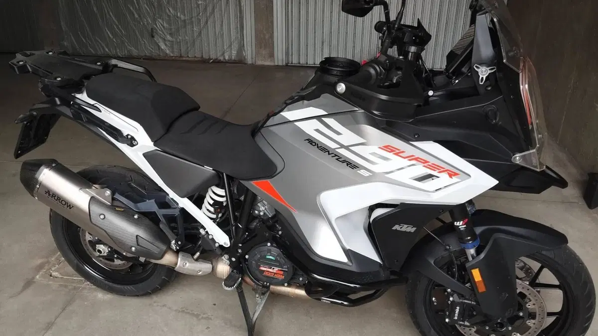 KTM 1290 Super Adventure S (2022 - 25)  (2)