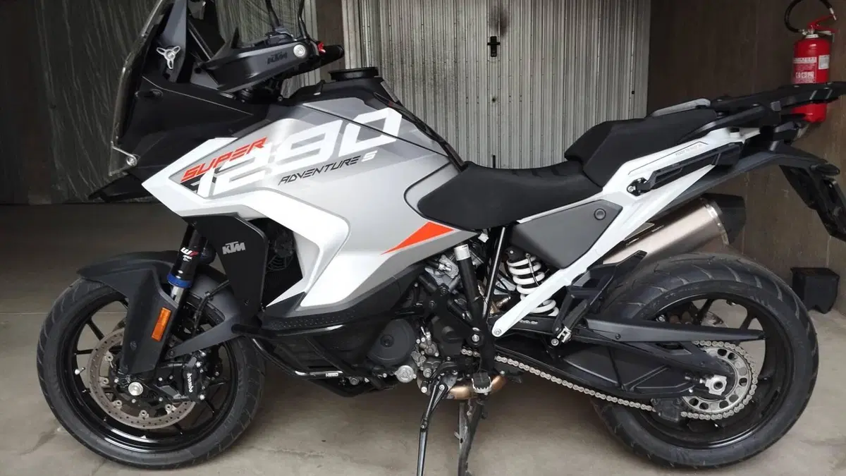 KTM 1290 Super Adventure S (2022 - 25)  (4)