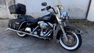 Harley-Davidson 1450 Road King Classic (2006 - 07) - FLHRCI 