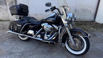Harley-Davidson 1450 Road King Classic (2006 - 07) - FLHRCI usata
