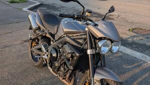 Triumph Street Triple R (2009 - 12) 