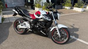 Suzuki GSR 600 (2006 - 11) 
