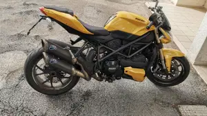 Ducati Streetfighter 848 (2011 - 15)  (3)