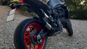 Ducati Monster 937 (2021 - 25)  (2)