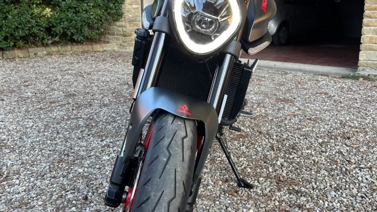 Ducati Monster 937 (2021 - 25)  (6)