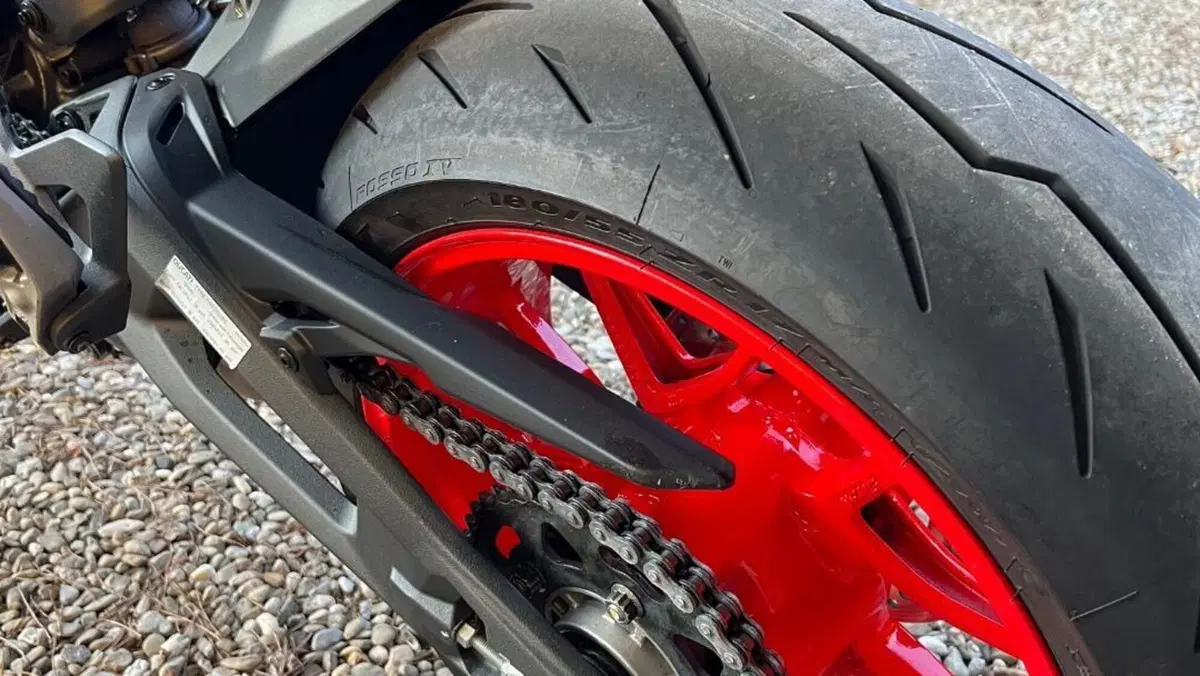 Ducati Monster 937 (2021 - 25)  (14)