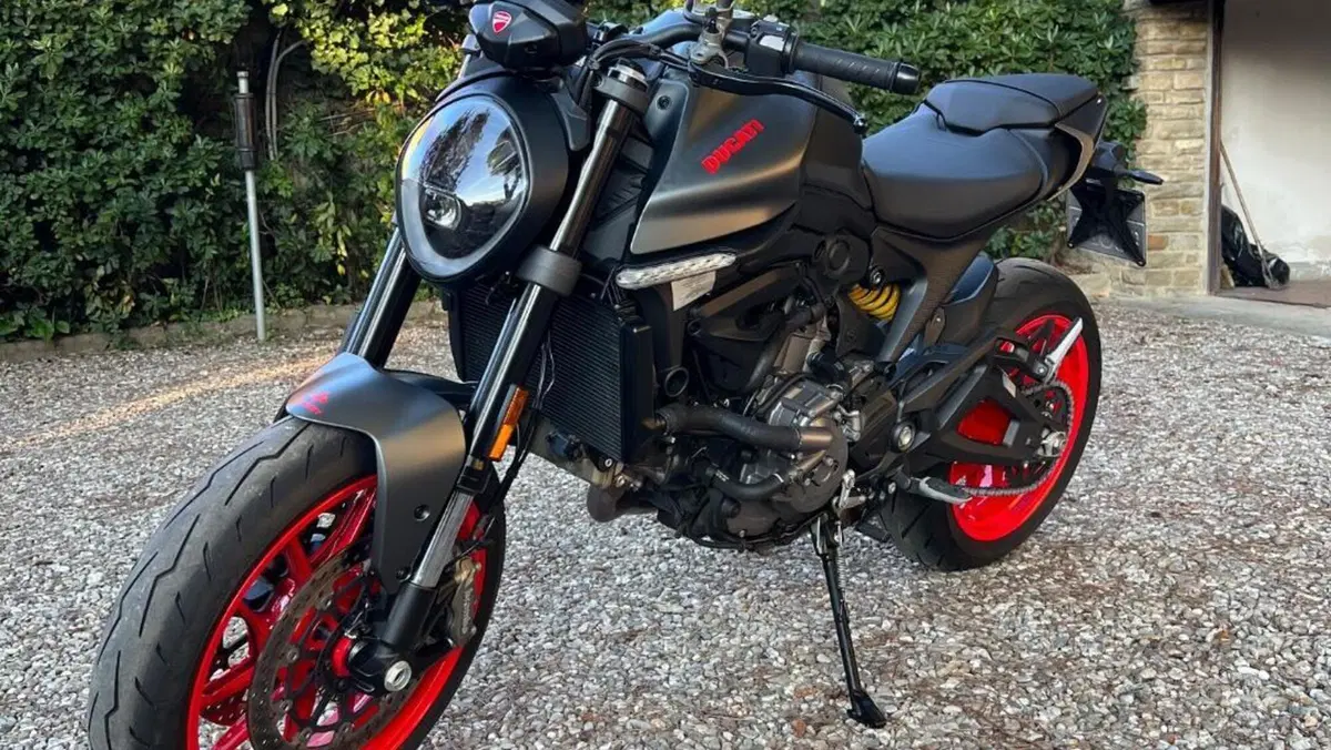 Ducati Monster 937 (2021 - 25)  (3)