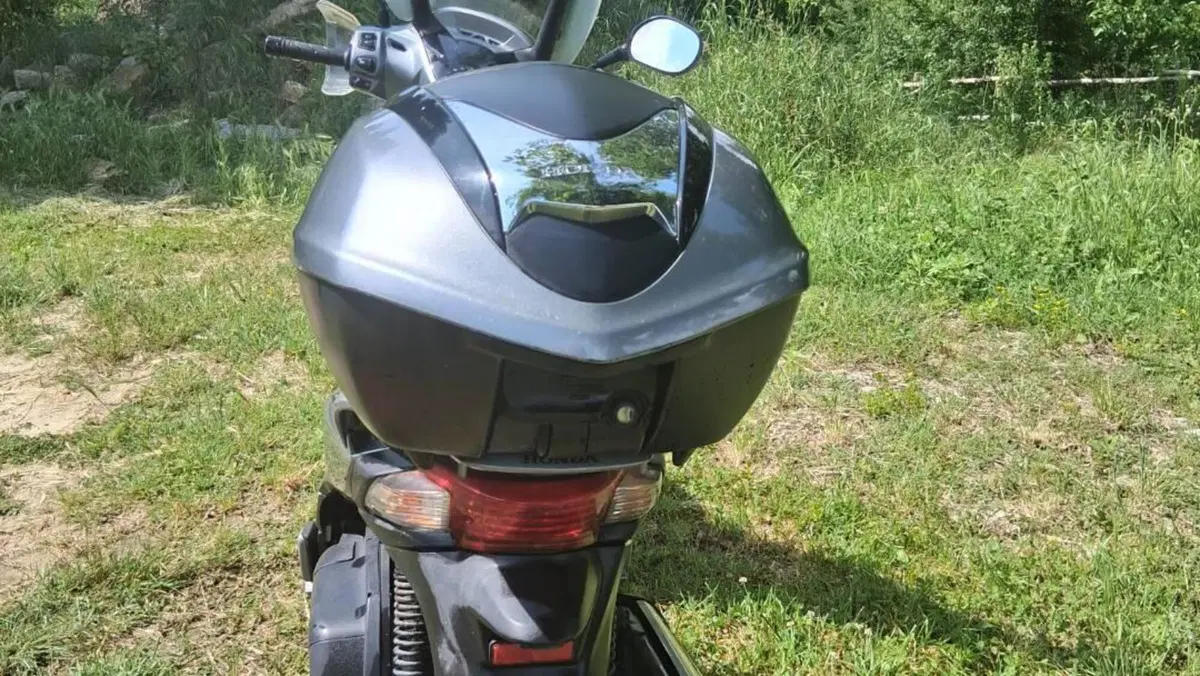 Honda SH 300 i ABS (2011 - 13)  (6)