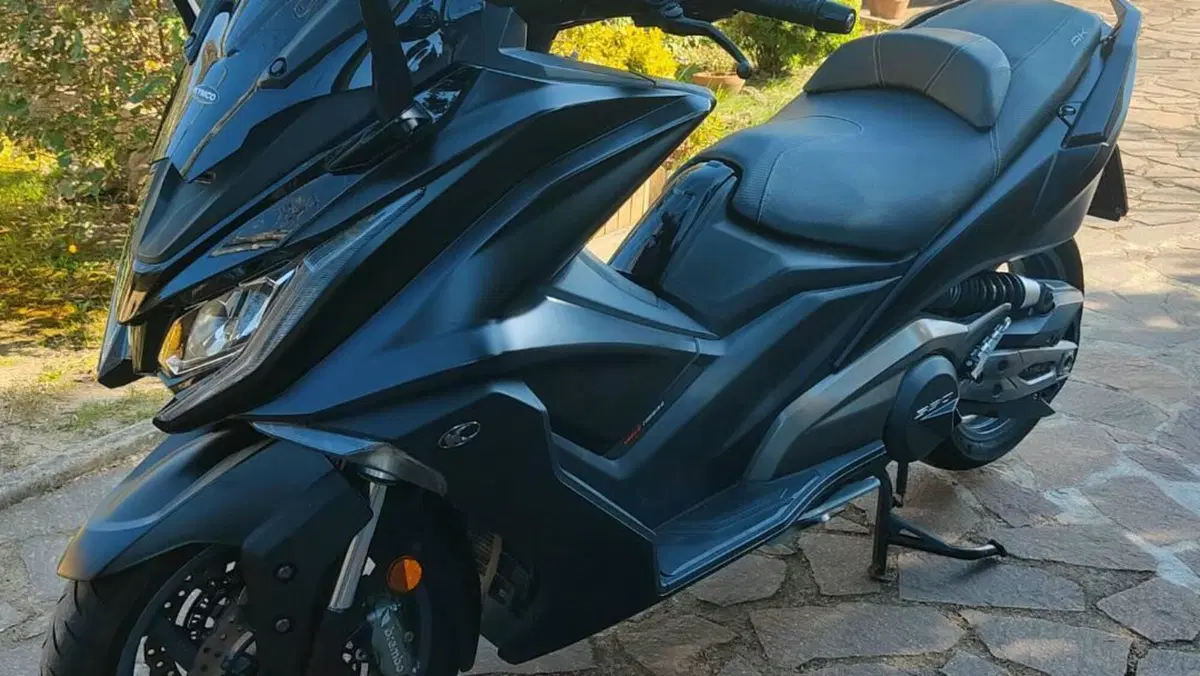 Kymco AK 550 ETS (2021 - 26) 