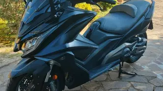 Kymco AK 550 ETS (2021 - 26) usata