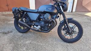 Moto Guzzi V7 III Stone (2017 - 20) 