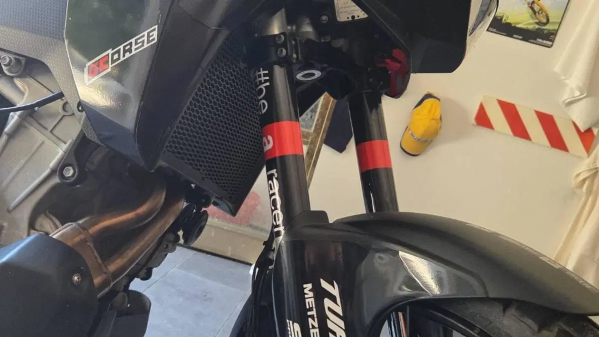 Aprilia Tuareg 660 (2022 - 24)  (2)