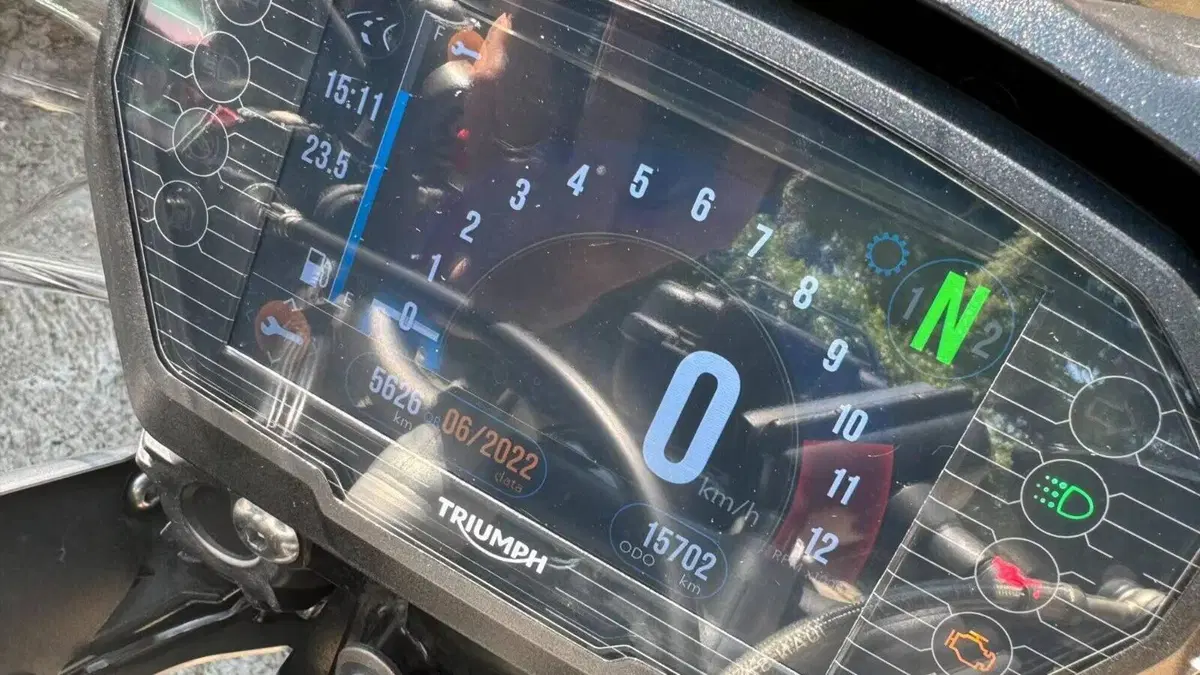 Triumph Tiger 800 XRx (2018 - 20)  (3)