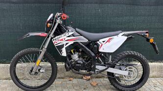 Rieju MRT 50 (2021 - 25) usata