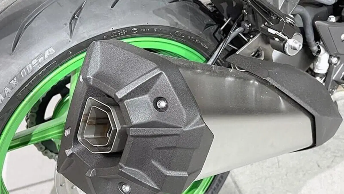 Kawasaki Z 1100 SE (2026)  (4)
