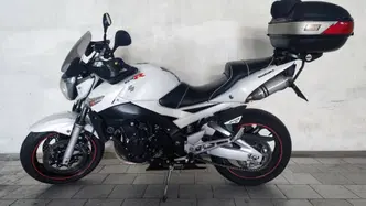 Suzuki GSR 600 (2006 - 11) usata