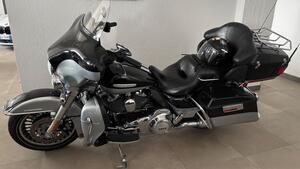 Harley-Davidson 1690 Electra Glide Ultra Classic (2014 - 16) - FLHTCU 