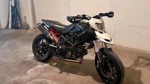Ducati Hypermotard 796 (2012) 