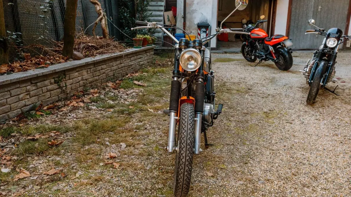 Ducati   (9)