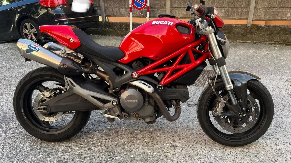 Ducati Monster 696 (2008 - 13)  (2)