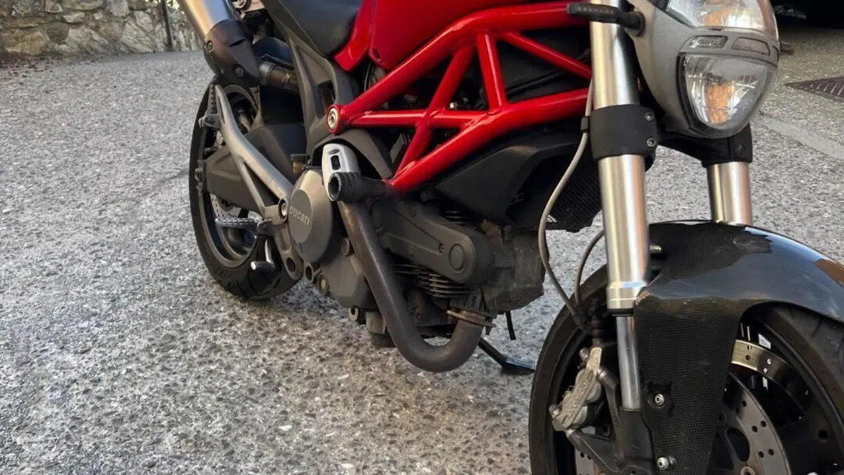 Ducati Monster 696 (2008 - 13)  (6)