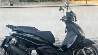 Piaggio Beverly 350 Police ABS-ASR (2018 - 20) usata