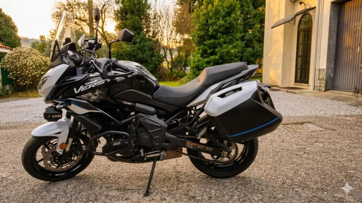 Kawasaki Versys 650 Tourer Plus (2021)  (2)