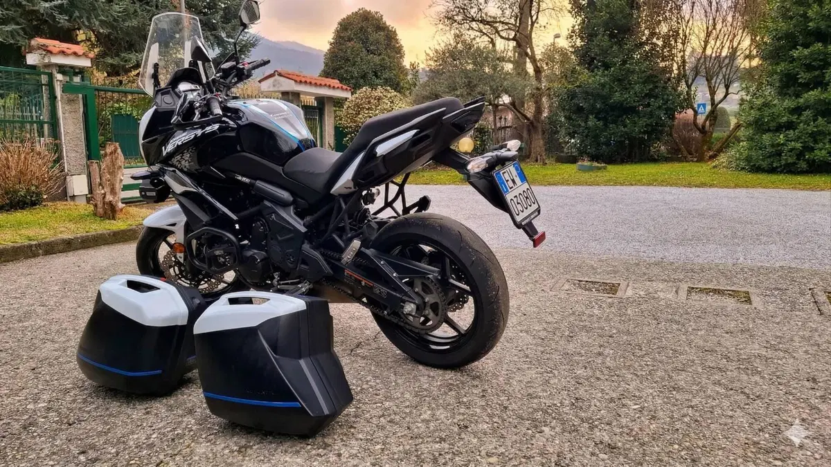 Kawasaki Versys 650 Tourer Plus (2021)  (7)