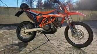 KTM 690 Enduro R (2022 - 25) usata