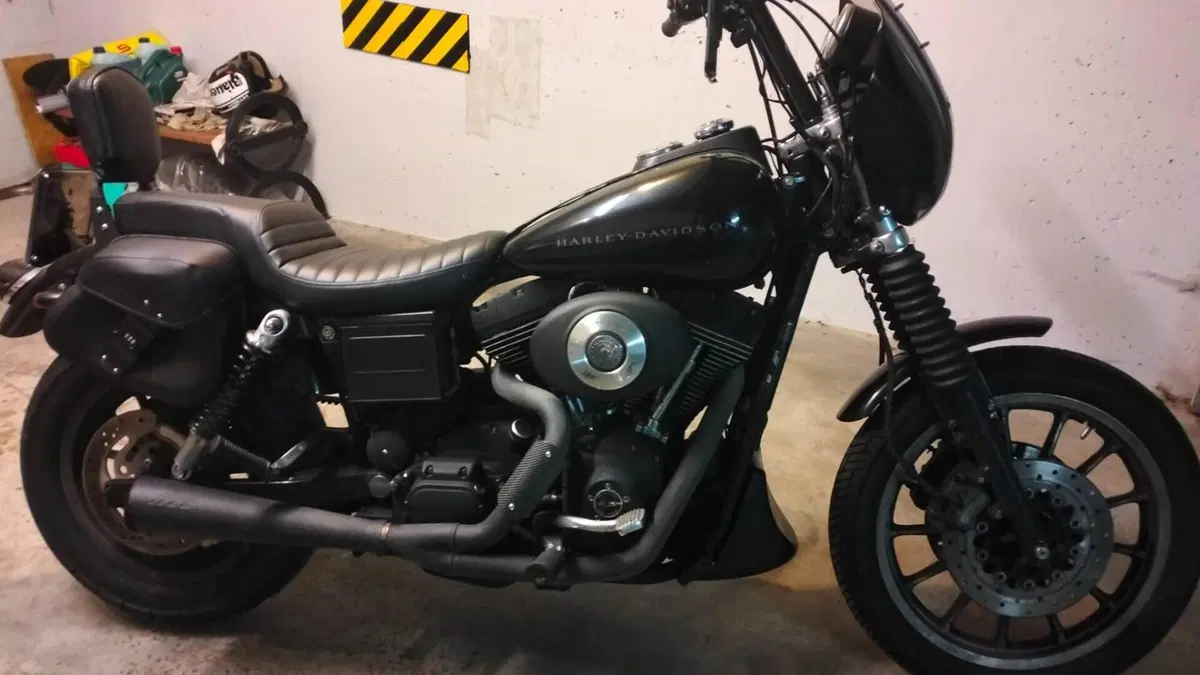 Harley-Davidson 1450 Super Glide Sport (1999 - 01) - FXDX  (3)