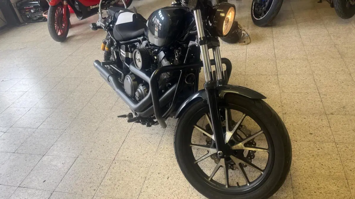 Yamaha XV 950 R ABS (2017 - 20)  (4)