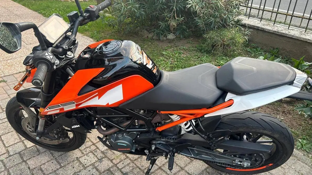 KTM 125 Duke ABS (2017 - 20)  (2)