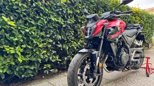 Honda CB 500 Hornet (2024 - 25) 