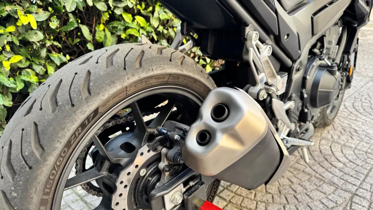 Honda CB 500 Hornet (2024 - 25)  (11)