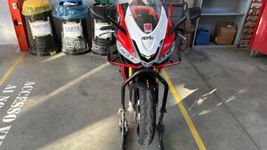 Aprilia RSV4 1100 Factory (2021 - 24) 