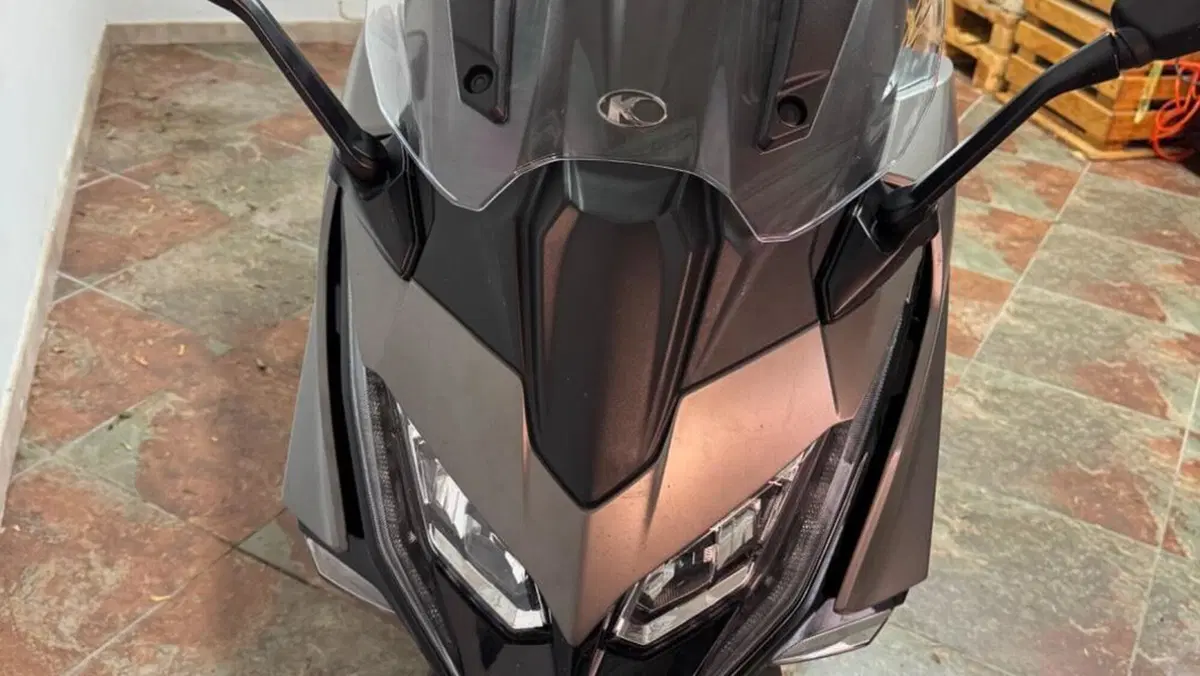 Kymco AK 550 Premium (2023 - 25)  (2)
