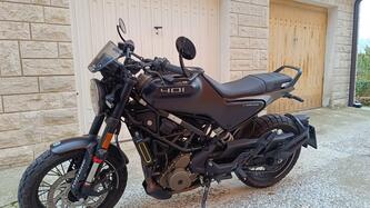 Husqvarna Svartpilen 401 (2021 - 23) usata