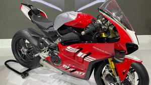 Ducati Panigale V4 SP2 30° Anniversario 916 (2024) 