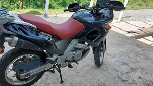 Aprilia Pegaso 650 (1997 - 00) 