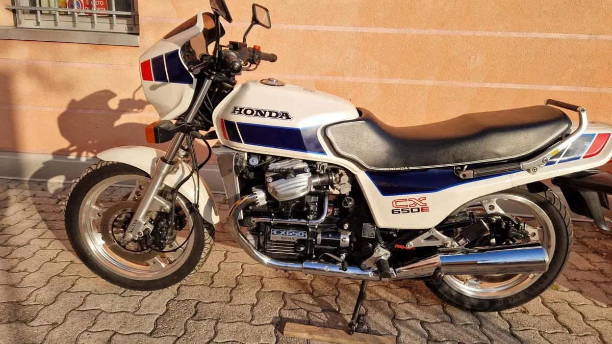 Honda   (2)