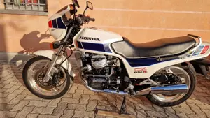 Honda   (2)