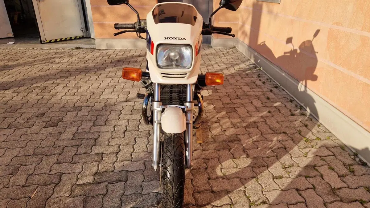 Honda   (3)