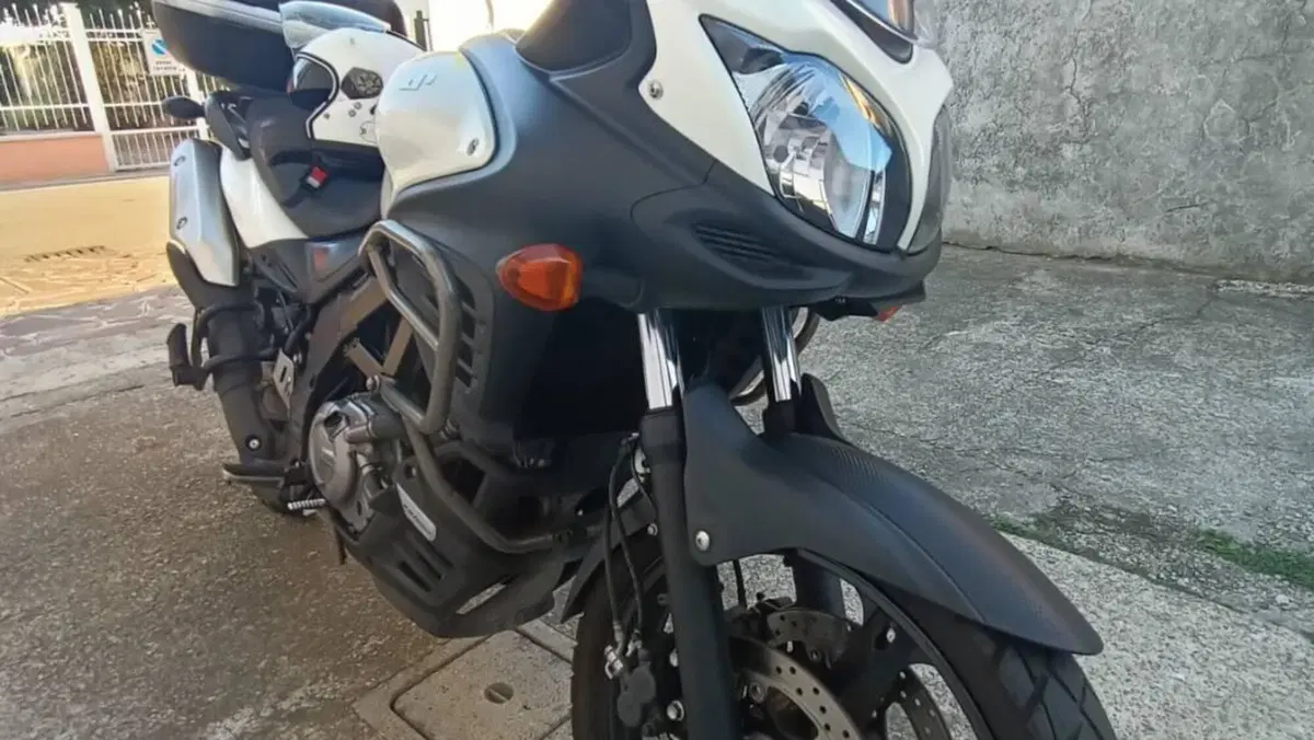 Suzuki V-Strom 650 ABS (2011 - 17)  (2)