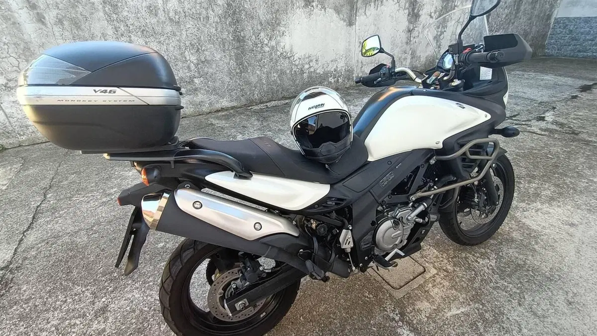 Suzuki V-Strom 650 ABS (2011 - 17)  (3)