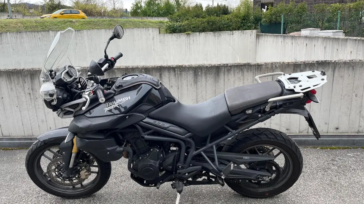 Triumph Tiger 800 ABS (2010 - 14)  (6)