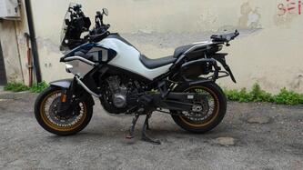CFMOTO 800MT Explore (2023 - 26) usata