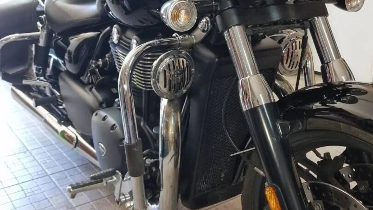 Triumph Thunderbird Storm 1700 (2010 - 16)  (11)